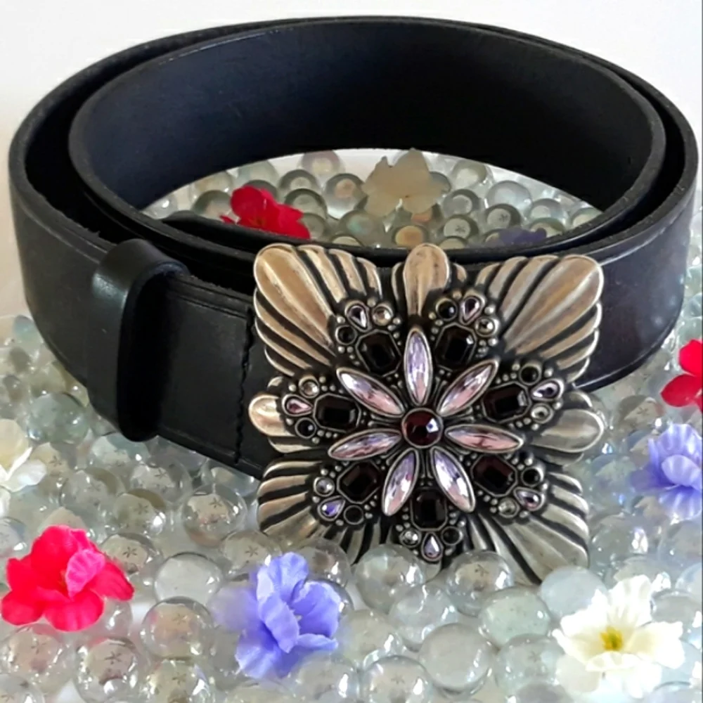 Fossil black leather belt floral silver buckle L